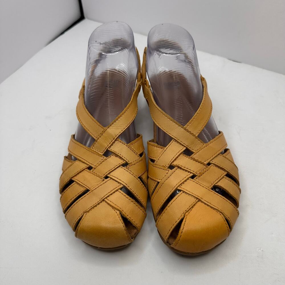 Earth Origins Belder Berri Amber Yellow Leather Gladiator Sandals Womens Size 8 - Picture 3 of 9